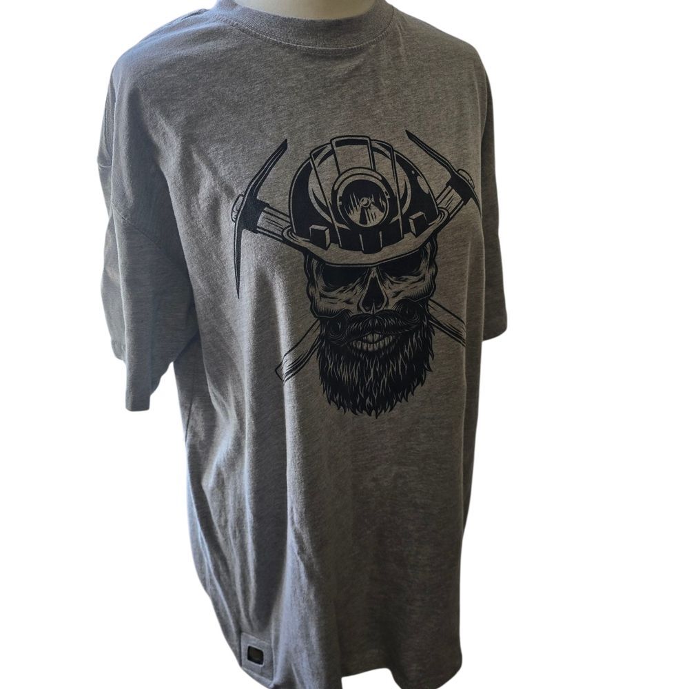 J. America Gray Skull Graphic Tee
